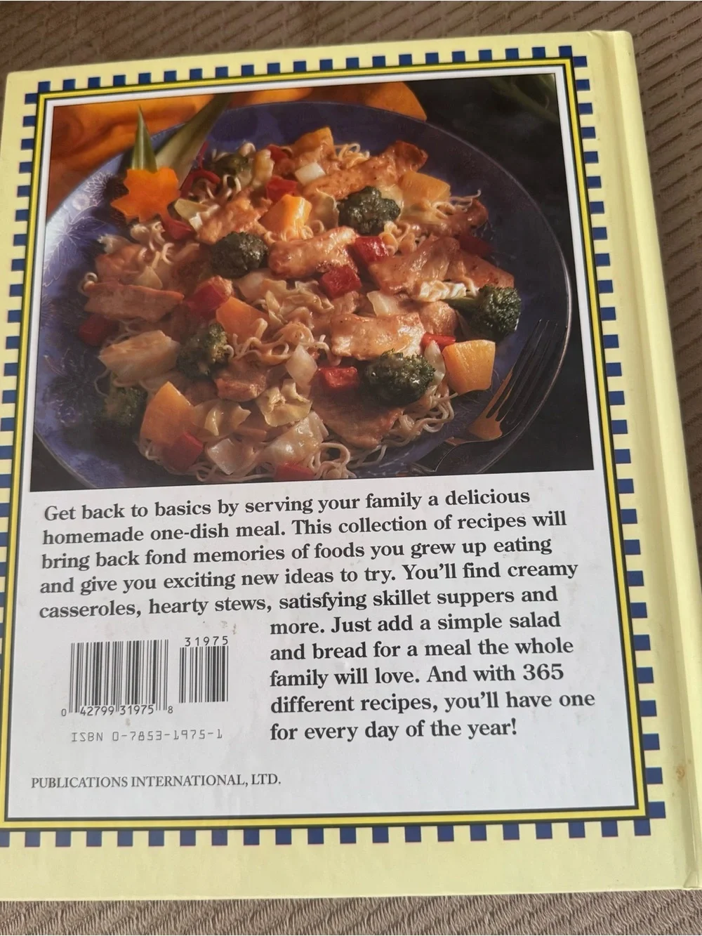 365 Brand Name Casseroles & One Dish Meals Hardcover Cookbook Vintage 1996
